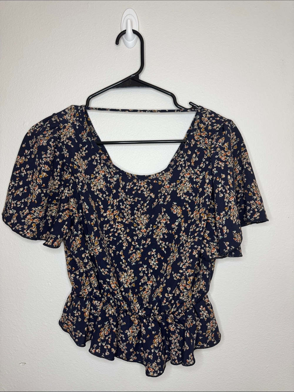 Navy Floral Puff-Sleeve Peplum Blouse